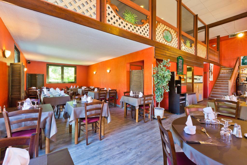 Albhotel Grill Alby-sur-Cheran Esterno foto